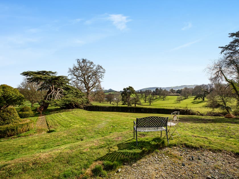 Garden and grounds | Apartment at Llanerchydol Hall, Welshpool