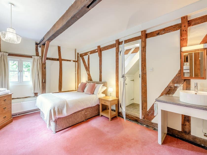 Double bedroom | Haywain - Whitewells Farm, Ridgeway Cross, near Malvern