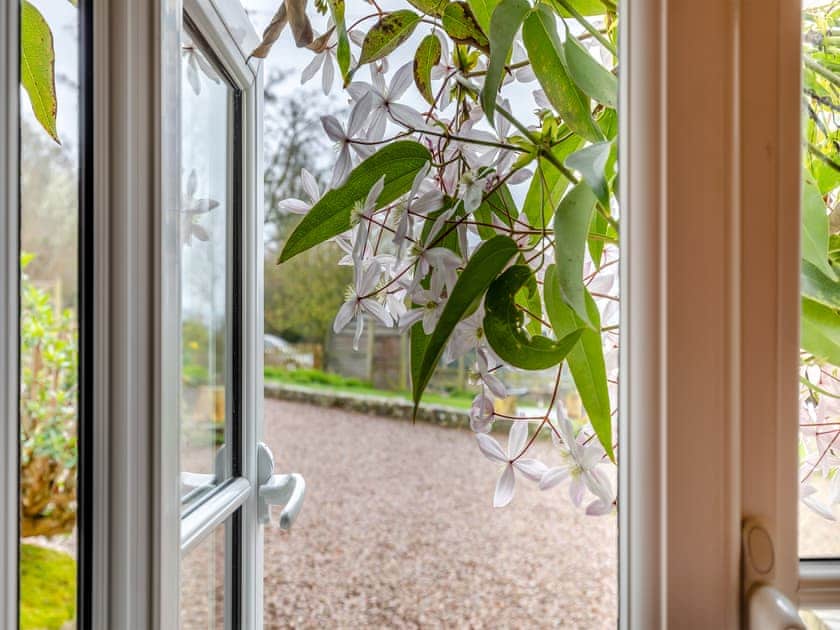 View | Haywain - Whitewells Farm, Ridgeway Cross, near Malvern