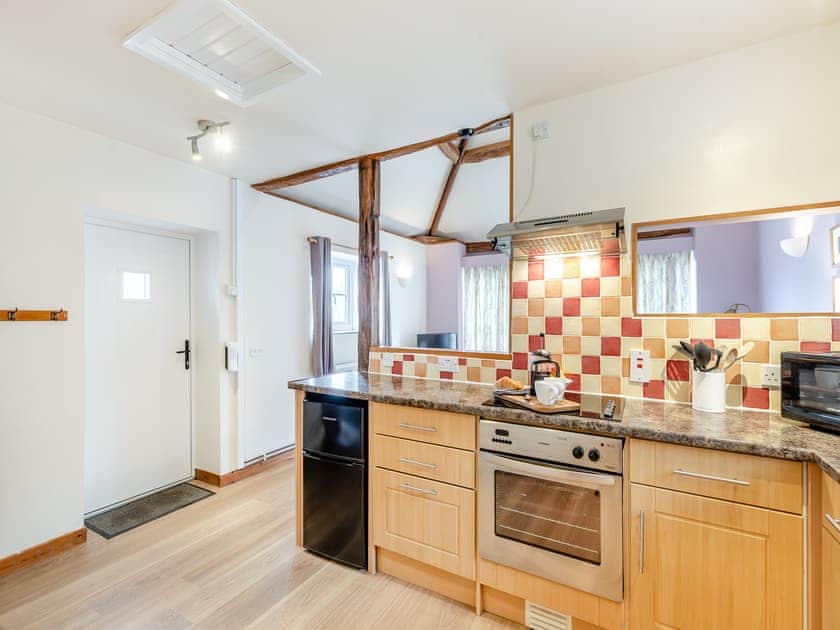 Kitchen | Cider Press - Whitewells Farm, Ridgeway Cross, near Malvern