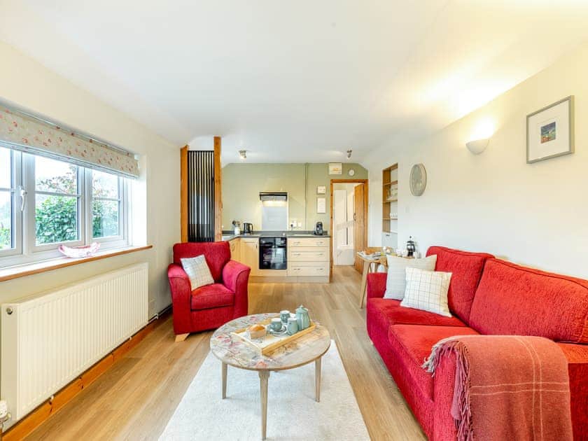 Open plan living space | Duck Pond - Whitewells Farm, Ridgeway Cross, near Malvern