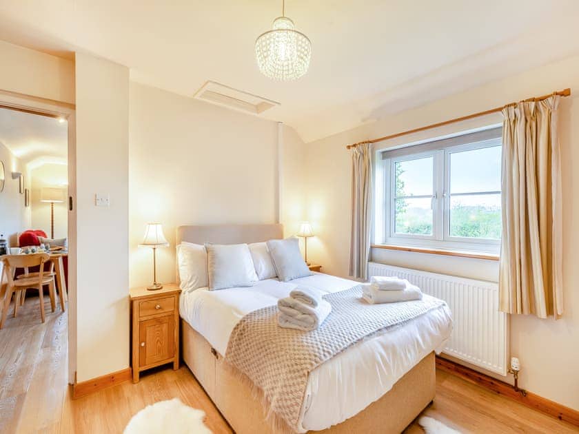 Double bedroom | Duck Pond - Whitewells Farm, Ridgeway Cross, near Malvern