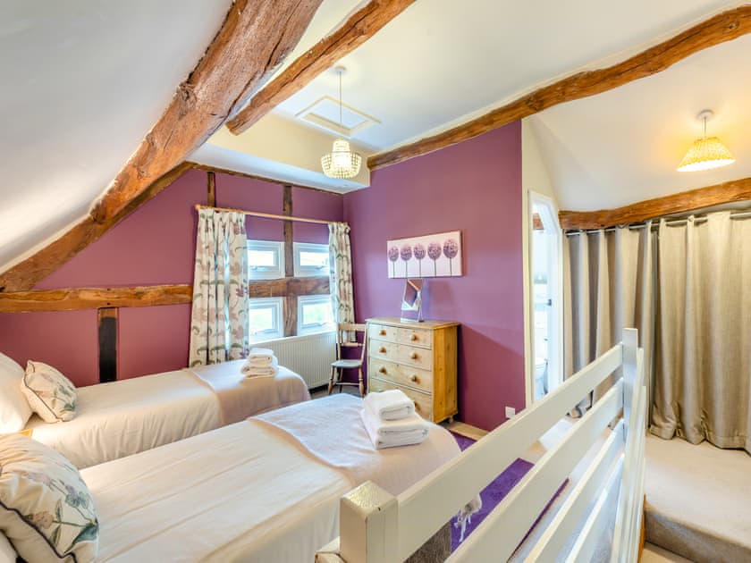 Twin bedroom | Willow - Whitewells Farm, Ridgeway Cross, near Malvern