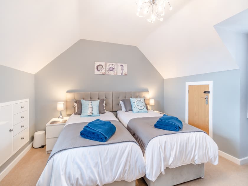 Twin bedroom | Bernie’s Watch, Whitby