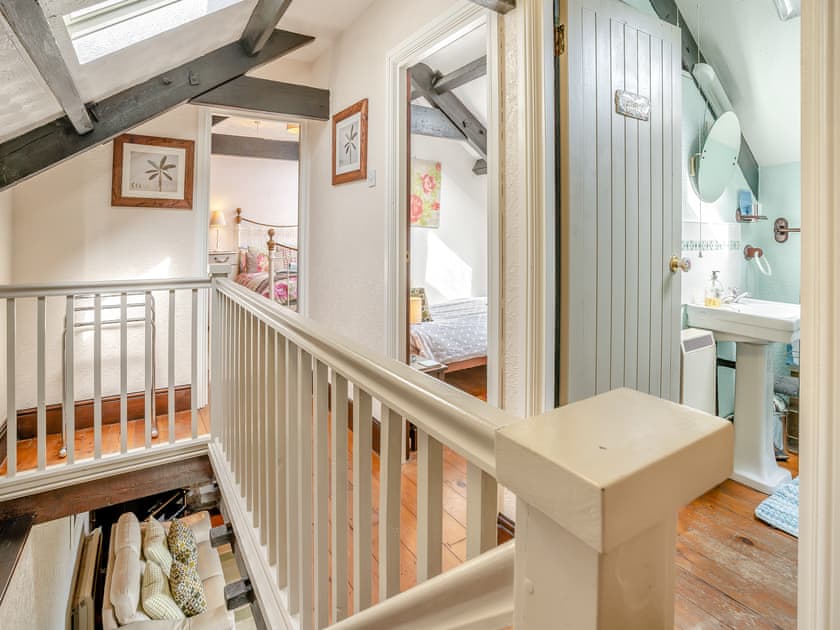 Landing | Ty Ysgubor - Cefn Gorwydd Cottages, Gowerton, Gower