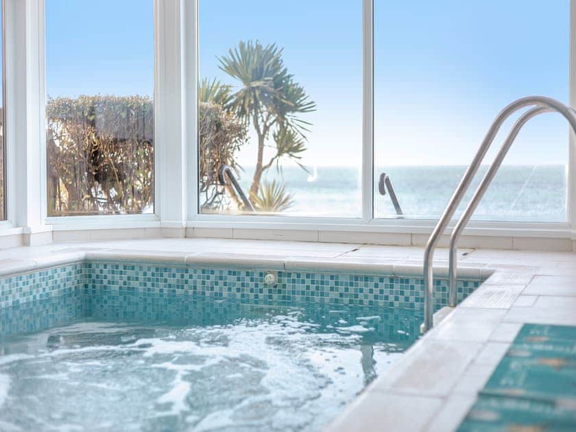 Swimming Pool | Trencrom Villa, Carbis Bay