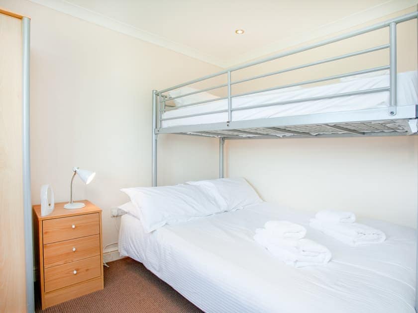 Bunk bedroom | Lodge 133 - Atlantic Bays Lodges, St Merryn, near Padstow