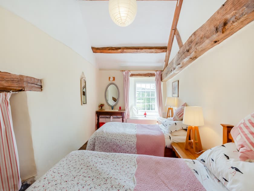 Twin bedroom | Thwaite Bridge House, Coniston