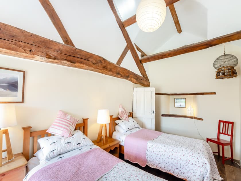 Twin bedroom | Thwaite Bridge House, Coniston