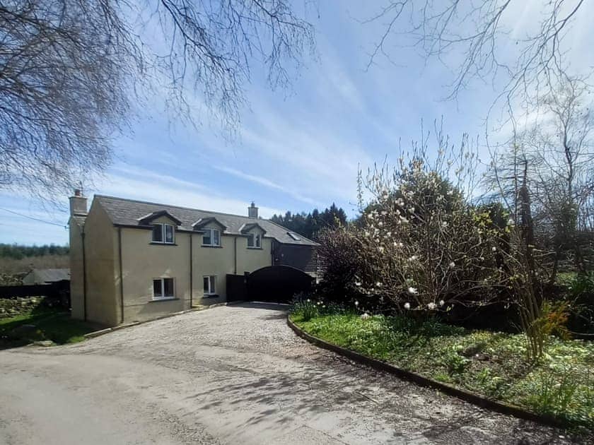Private gated entrance | Heath Hills, Folly Gate, near Okehampton