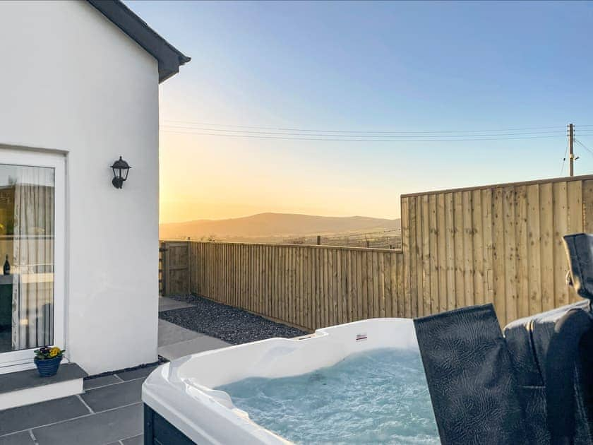 Hot tub | Gelli Villa, Hebron, near Narberth