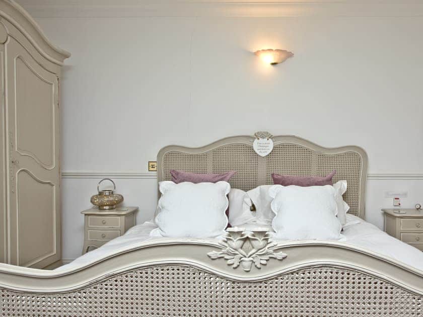 Double bedroom | Hewas Water House, Hewas Water, near St Austell