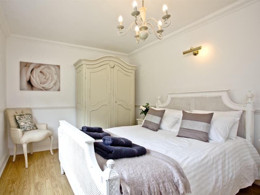 Double bedroom | Hewas Water House, Hewas Water, near St Austell