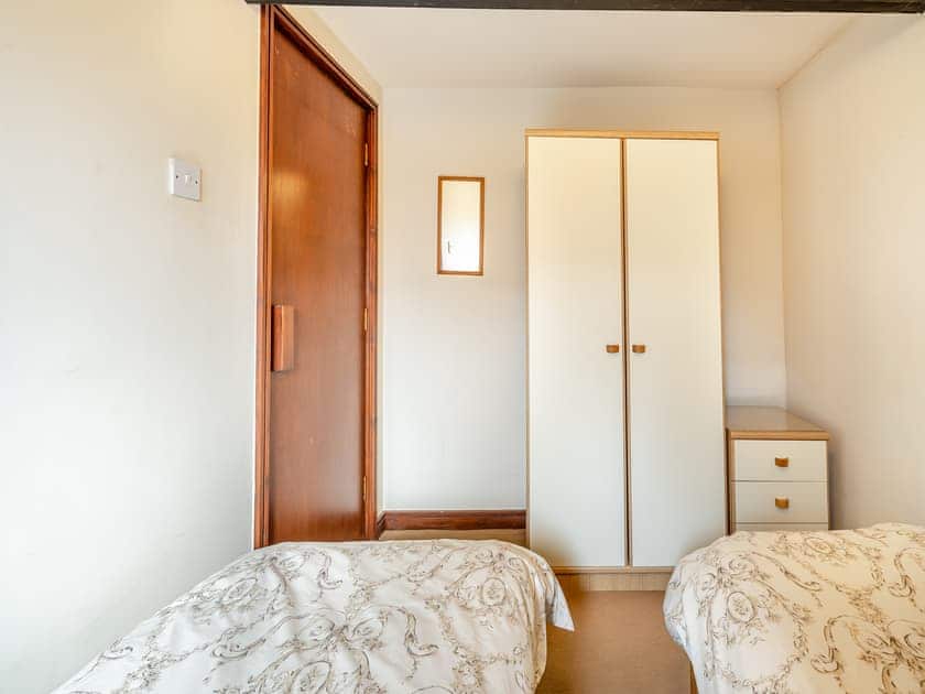 Twin bedroom | Whernside View - Oysterber Farm Cottages, near Ingleton
