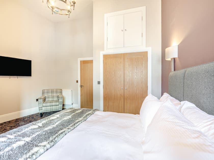 Double bedroom | The Embassy, Eyemouth