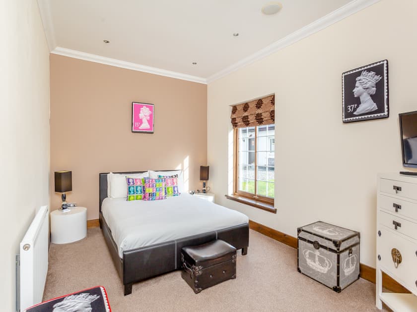 Double bedroom | Stag Manor - Perfect Manors, Kirkhill, near Inverness