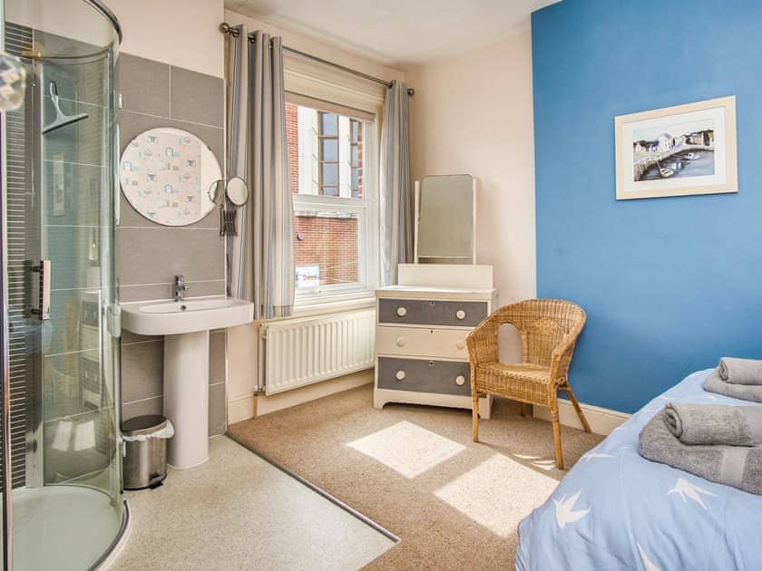Double bedroom | Lyndean, Shanklin