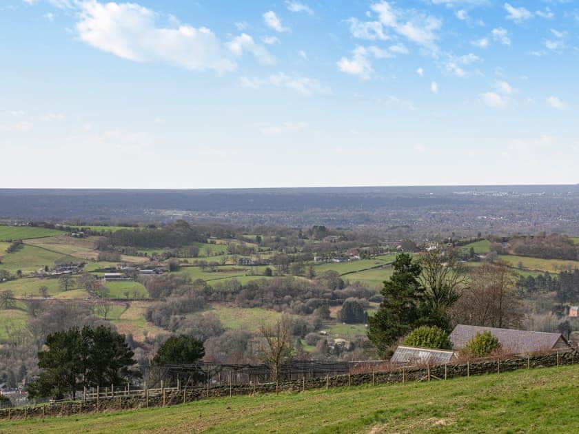 Surrounding area | Shutlingsloe - Higher Capstone Farm Cottages, Mellor, near Marple