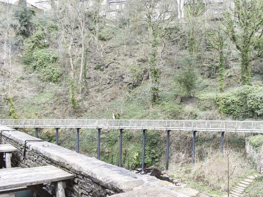 Surrounding area | Shutlingsloe - Higher Capstone Farm Cottages, Mellor, near Marple