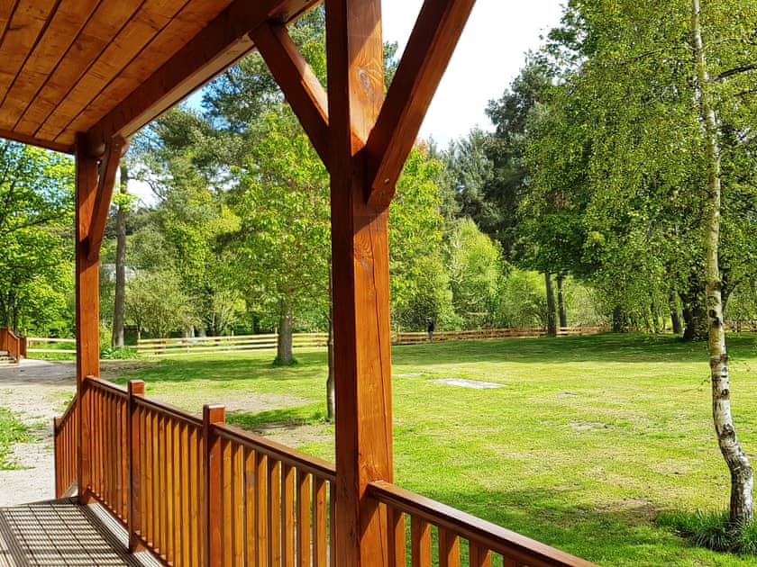 Veranda | Willow Studio, Blackthorn Studio - Marcassie Farm Lodges, Forres