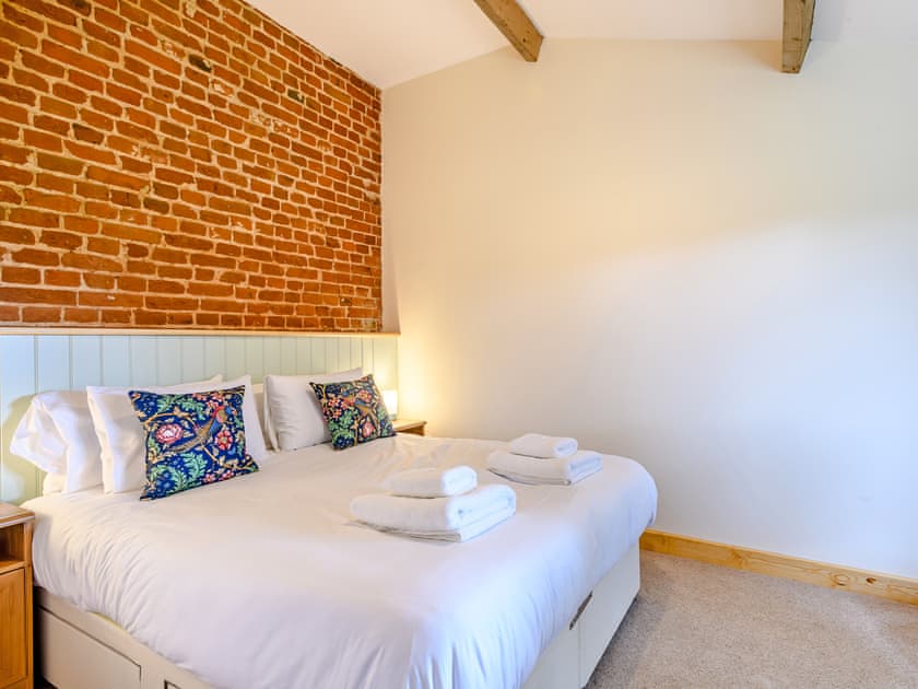 Double bedroom | Fred’s Barn, Westwick