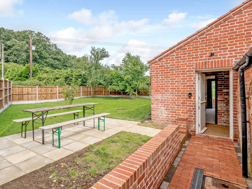 Patio | Fred’s Barn, Westwick