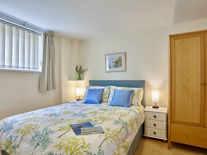Double bedroom | Polgew Apartment - Polgew Suites, Marazion