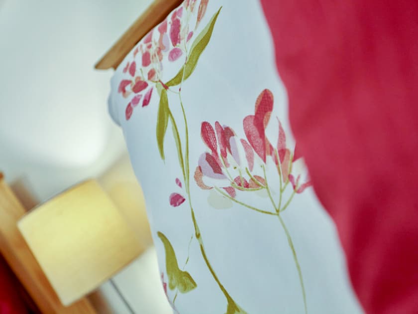 Twin bedroom | Polgew Apartment - Polgew Suites, Marazion