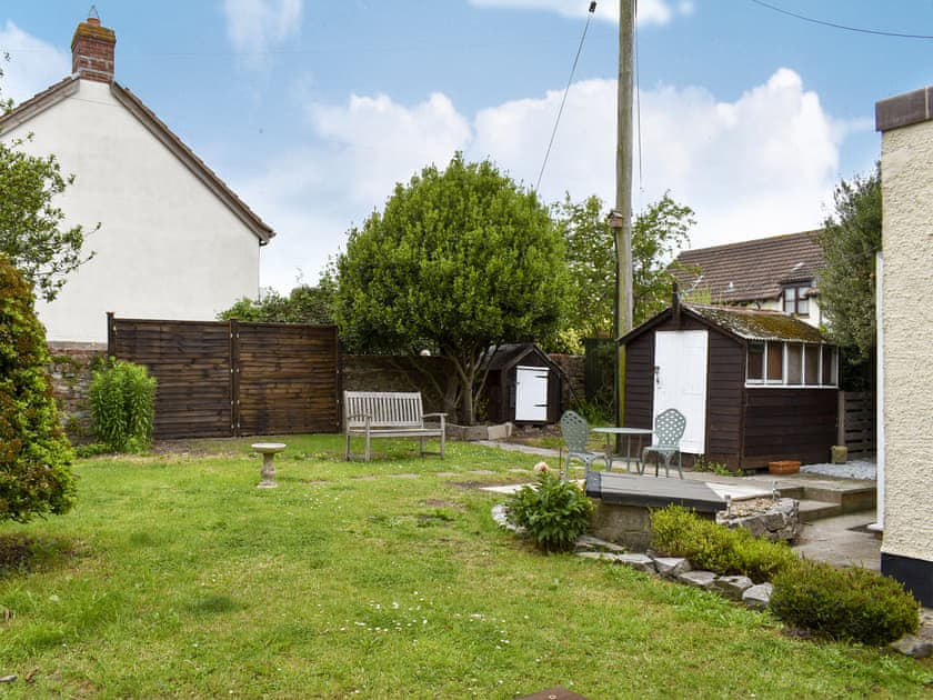 Garden | Shirley’s Cottage, Middlezoy, near Bridgwater