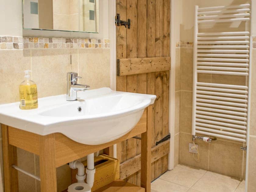 Bathroom | Brosterfield Cottage - Brosterfield Farm, Foolow, near Hope Valley