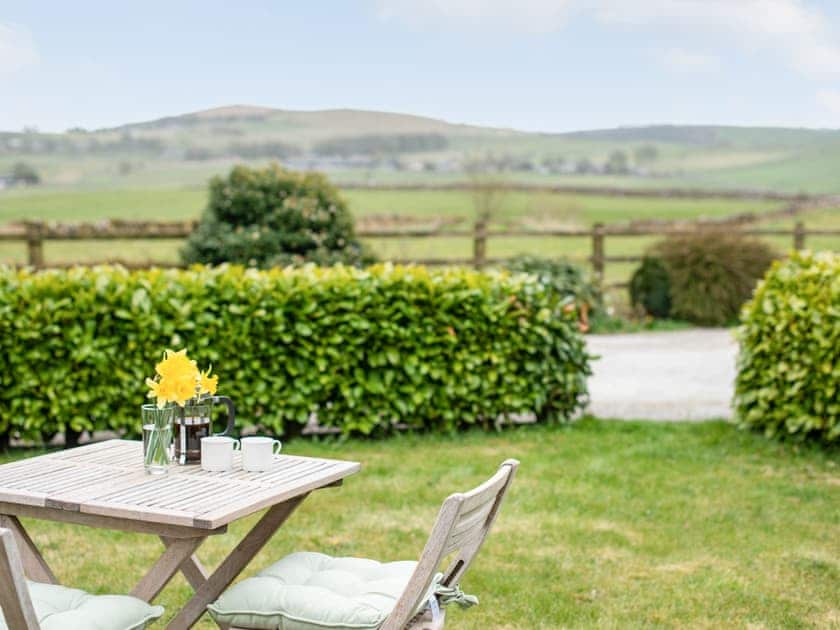 Garden | Brosterfield Cottage - Brosterfield Farm, Foolow, near Hope Valley