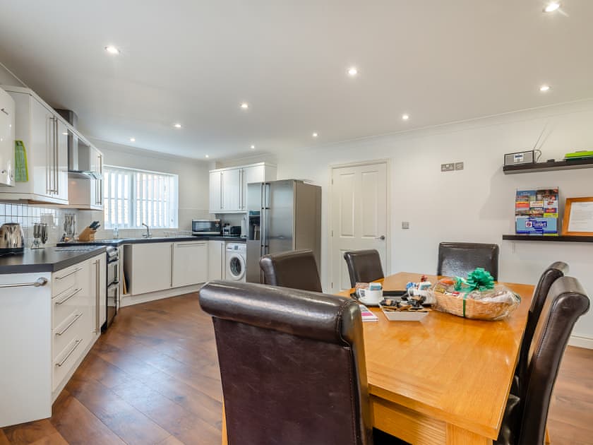 Kitchen/diner | Sandbanks, Bacton