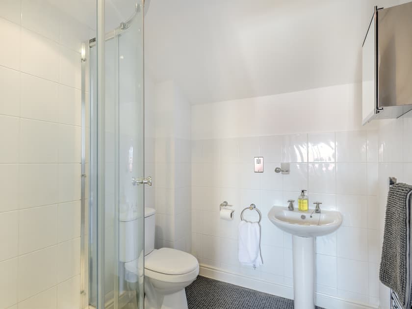 En-suite | Sandbanks, Bacton