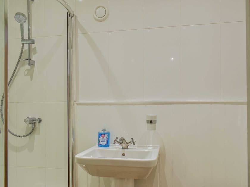 Shower room | New Forest Annexe, Hordle, Lymington