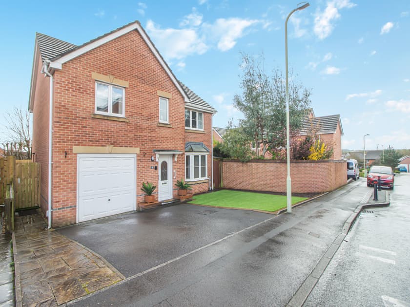 Exterior | Chestnut House, Bridgend