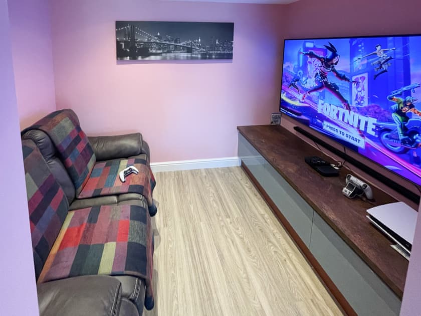 Games room with 75inch tv with Play Station 5, sky tv, Netfli | Rivendell Lodge, Leziate, near Kings Lynn