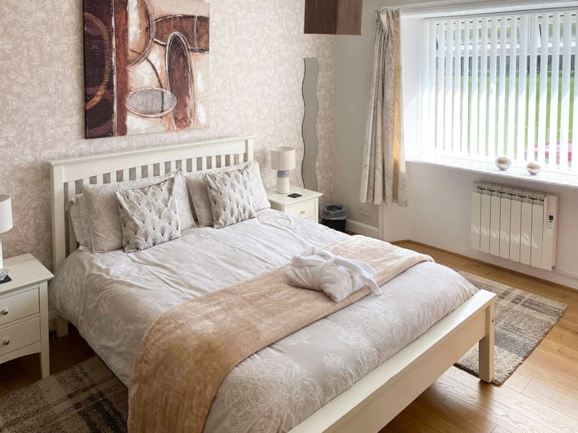 Charmingdouble bedroom | Balnowlart Lodge, Ballantrae, near Girvan