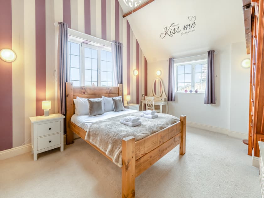 Double bedroom | Northstead Lodge, Flamborough