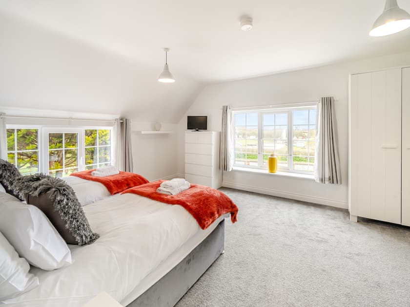 Twin bedroom | Northstead Lodge, Flamborough