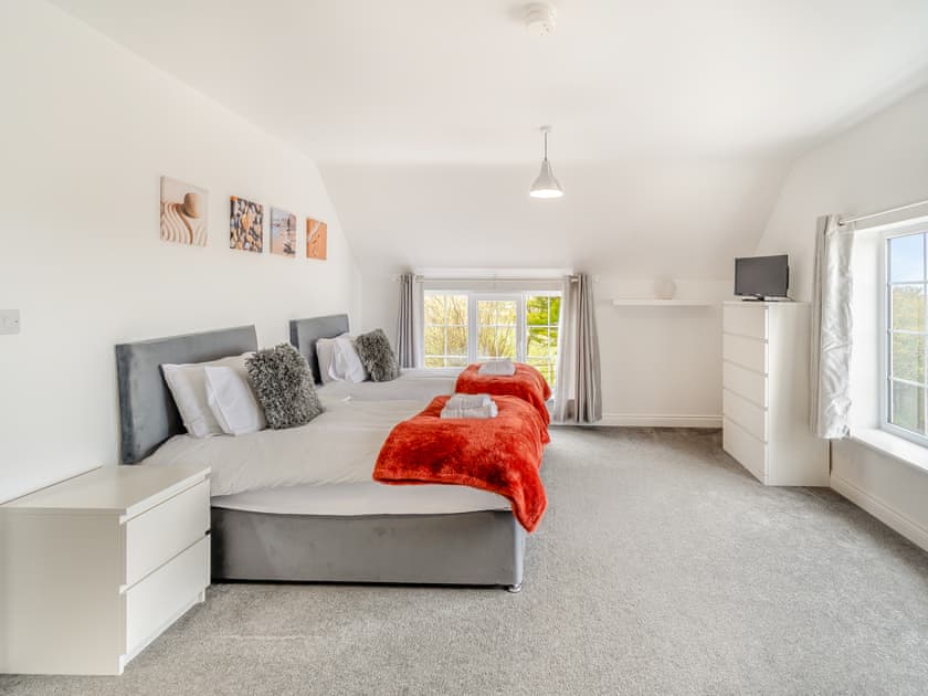 Twin bedroom | Northstead Lodge, Flamborough
