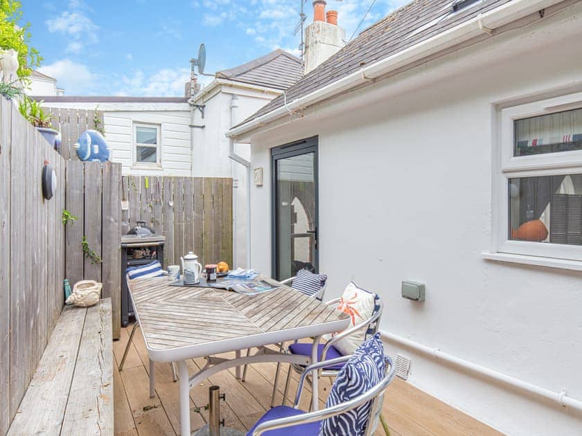 Outdoor area | Chapel House East, St Mawes