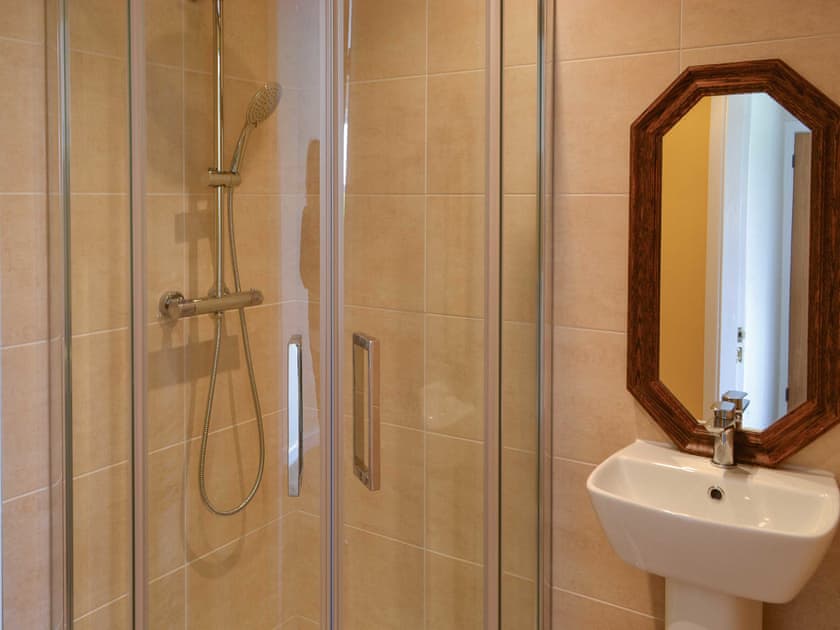 En-suite | Low Chibburn Farm Cottage, Widdrington, near Druridge Bay