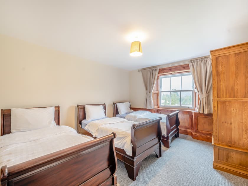 Triple bedroom | Eckford House - Eckford Cottages, Dunoon