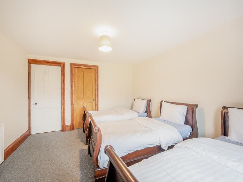Triple bedroom | Eckford House - Eckford Cottages, Dunoon