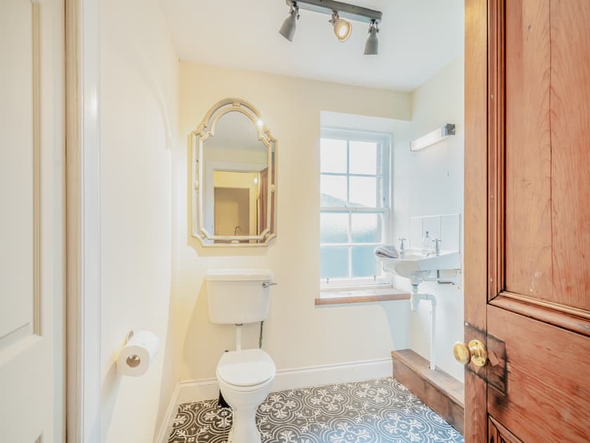 Shower room | Eckford House - Eckford Cottages, Dunoon