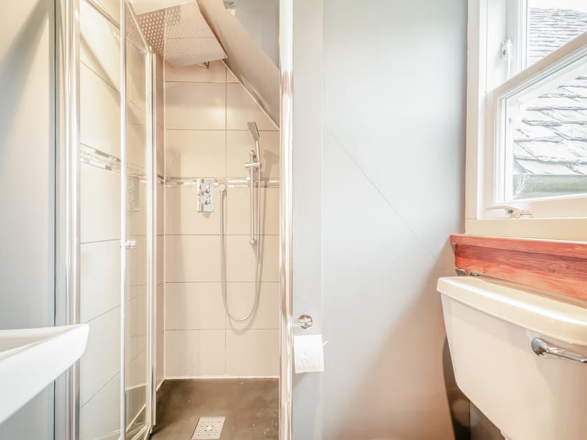 Shower room | Eckford House - Eckford Cottages, Dunoon