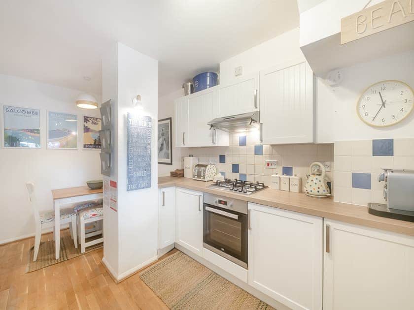 Kitchen | Stonehanger 2, Salcombe