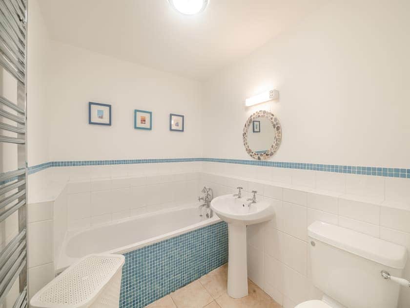 Bathroom | Stonehanger 2, Salcombe