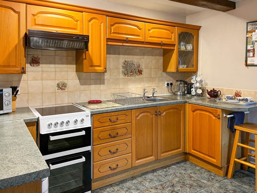 Kitchen | Monk’s Memories - Monks Retreat, Tideswell, near Buxton