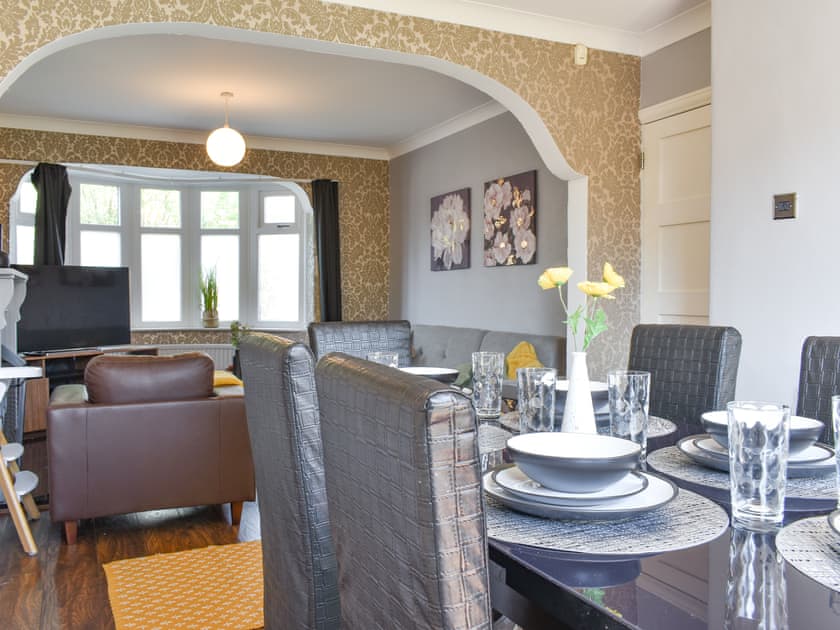 Living room/dining room | Luke House, Droylsden